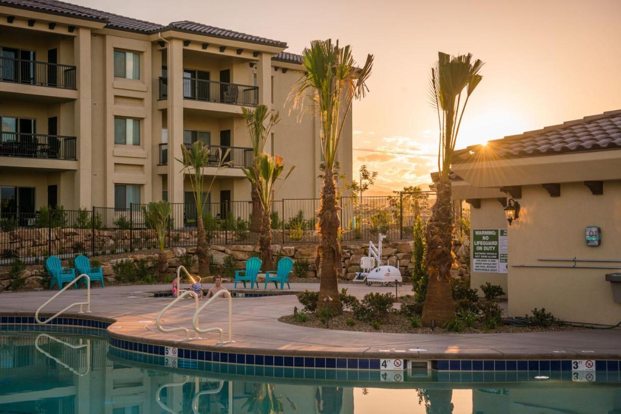 W307 Third Floor 3-Bedroom Pool View St. George Exterior foto